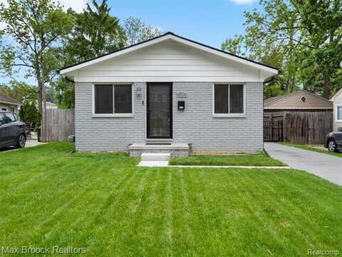 94 School Avenue, Clawson, MI 48017