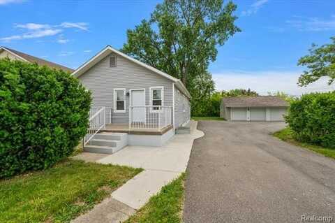 233 W 11 Mile Road, Madison Heights, MI 48071
