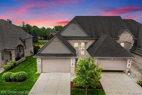 5624 Knob Hill Circle, Clarkston, MI 48348
