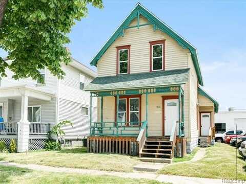 718 Superior Street, Port Huron, MI 48060