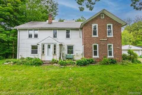 23370 BLAZER, New Boston, MI 48164