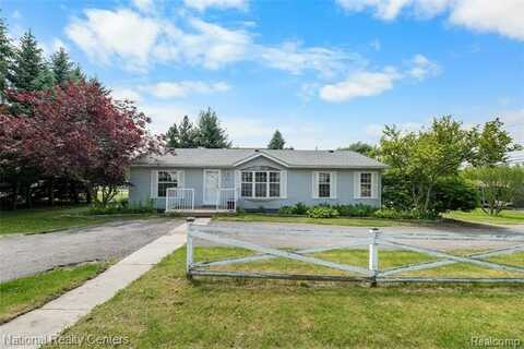 4065 Manitoba Street, Auburn Hills, MI 48326
