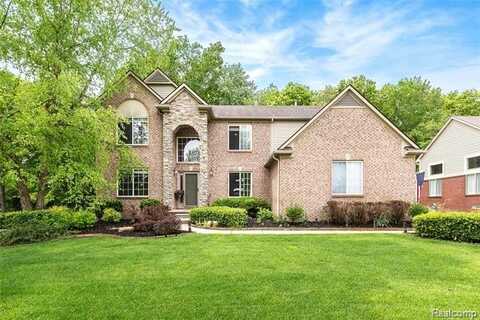 29811 Bradford Drive, New Hudson, MI 48165