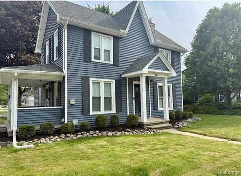 18 Park Street, Oxford, MI 48371