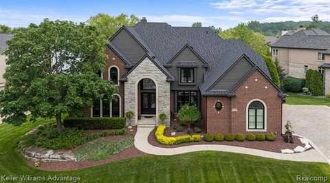 10993 Stoney Point Drive, South Lyon, MI 48178