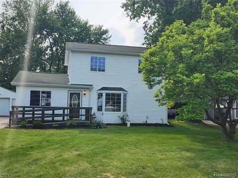 2134 Cherrywood Drive, Burton, MI 48519