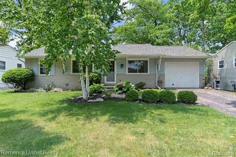 569 Lyon Boulevard, South Lyon, MI 48178