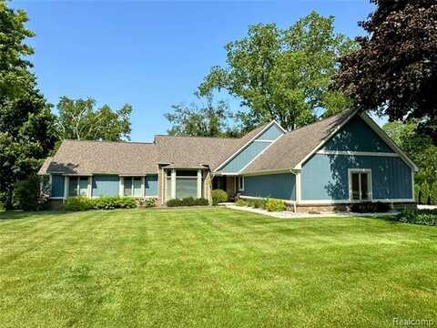 6771 FOXBORO, Brighton, MI 48116