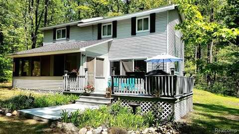 11870 Bayer rd. Road, Roscommon, MI 48653