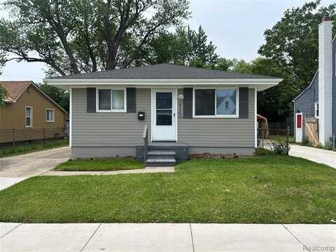 8112 Republic Avenue, Utica, MI 48089