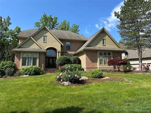 6601 Pembridge Hill Pembridge Hill, West Bloomfield, MI 48322