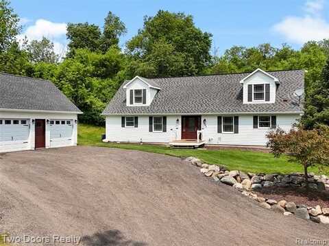 3040 Honey Bee Lane, Oxford, MI 48370