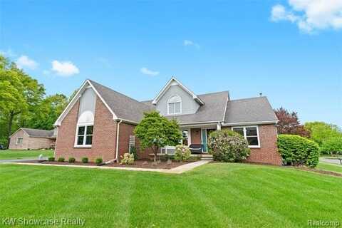 2876 Bay Vista Drive, Highland, MI 48357