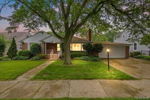 2652 Buckingham Avenue, Berkley, MI 48072
