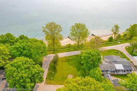 7102 Lakeview Drive, Lexington, MI 48450