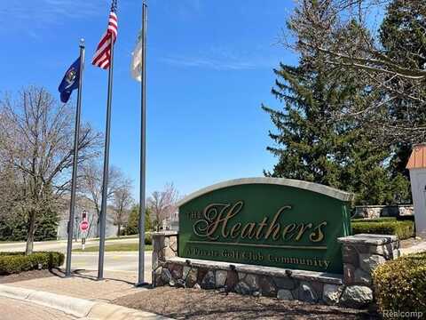 536 CAMBRIDGE Way, Bloomfield Hills, MI 48304