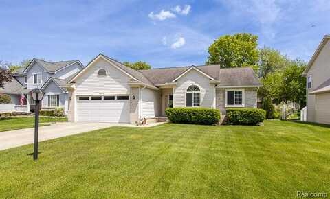 4304 W Pointe Drive, Waterford, MI 48329