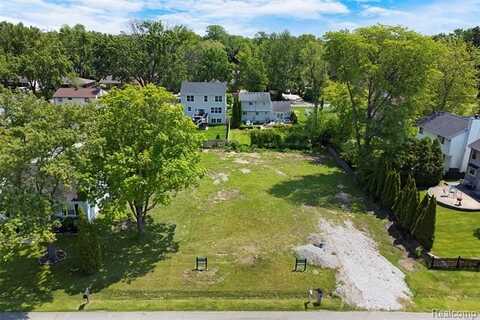 8834 Northern Avenue, Plymouth, MI 48170