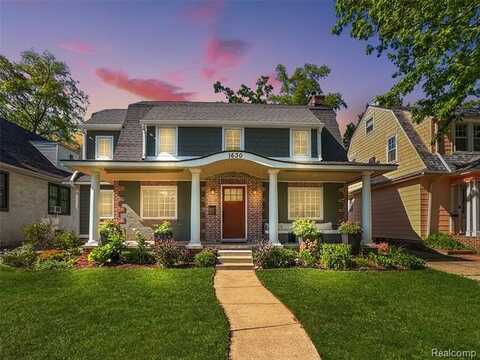 1630 W Houstonia Avenue, Royal Oak, MI 48073