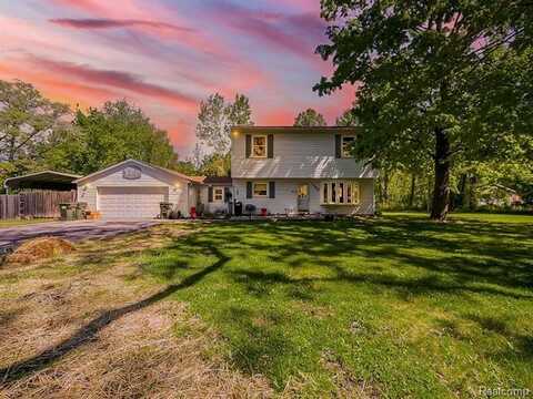 1468 Ruby Avenue, Rochester Hills, MI 48309