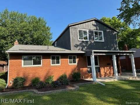 33315 Vista Way, Fraser, MI 48026