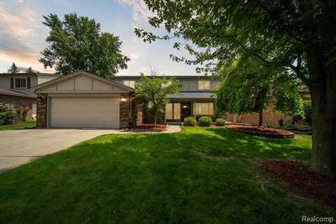 7302 PARKWAY Court, Canton, MI 48187