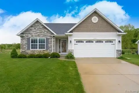 13135 River Rock Pass, Linden, MI 48451