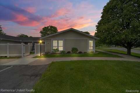 39725 Village Wood Lane, Novi, MI 48375