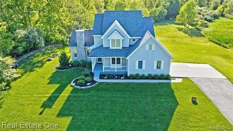 1572 S Hadley Road, Ortonville, MI 48462