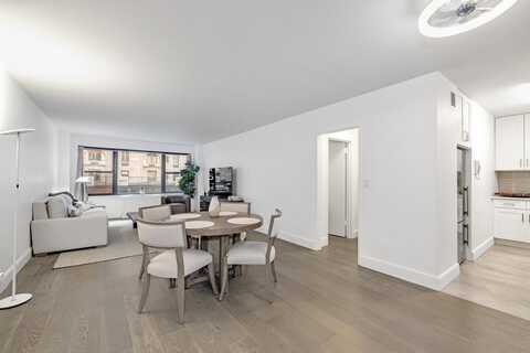 77 West 55th Street 2H, New York, NY 10019