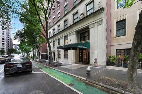 115 East 61st Street, New York, NY 10065