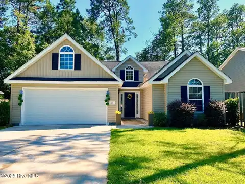 11 Court 11 Northwest Drive NW, Calabash, NC 28467