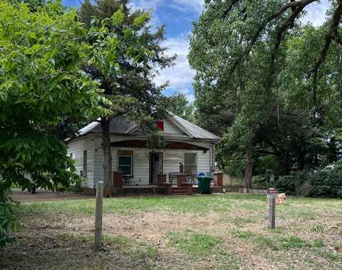1919 Broadway Street, Larned, KS 67550