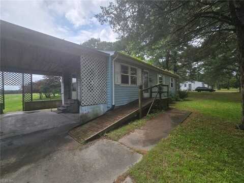 22284 Medicine Springs Road, Courtland, VA 23837