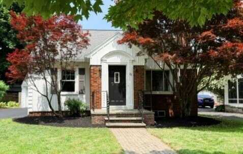 22 Yorkshire Road, Irondequoit, NY 14609