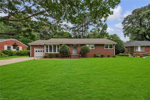 2425 Bidgood Drive, Portsmouth, VA 23703