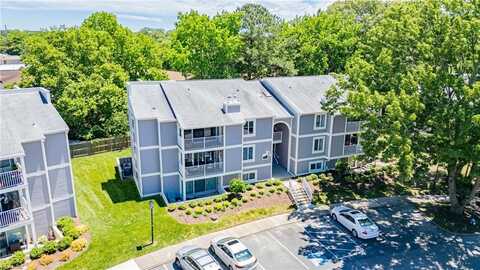 1016 Autumn Woods Lane, Virginia Beach, VA 23454