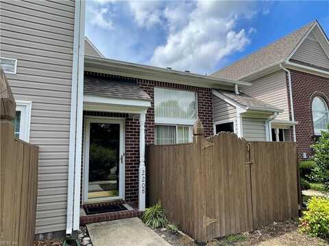 2208 Willow Point Arch, Chesapeake, VA 23320