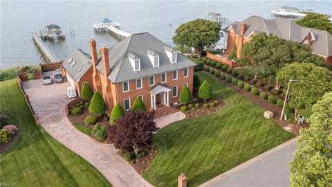 111 Riverside Drive, Suffolk, VA 23435