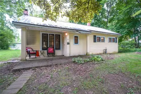 711 Sandy Avenue, Evans, NY 14006