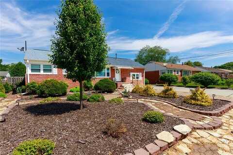 13 Eastlawn Drive, Hampton, VA 23664