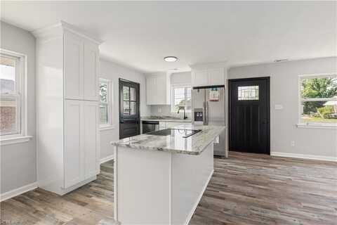 2452 Malden Avenue, Norfolk, VA 23518