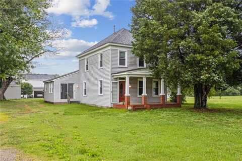 1307 Yorktown Road, Yorktown, VA 23693