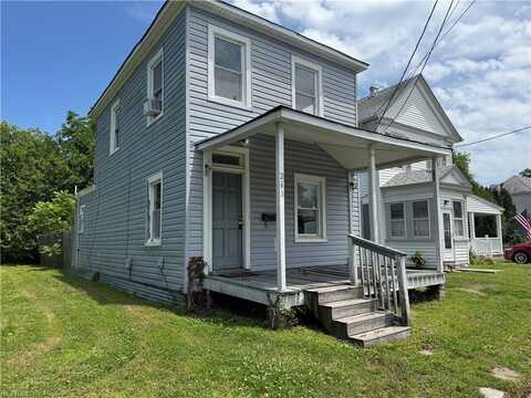 215 E Howard Street, Hampton, VA 23663