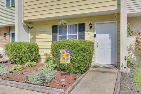 12714 Woodside Lane, Newport News, VA 23602