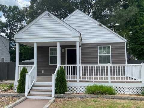 12 Brierdale Place, Portsmouth, VA 23702