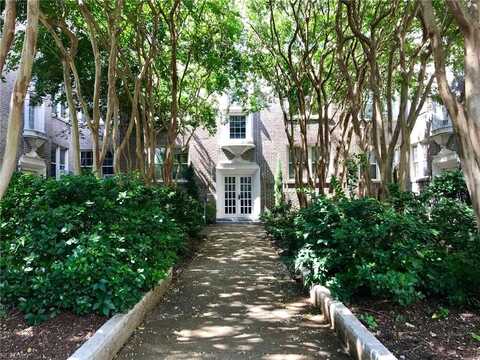 940 Gates Avenue, Norfolk, VA 23517