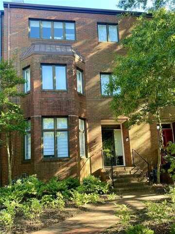 325 W Freemason Street, Norfolk, VA 23510