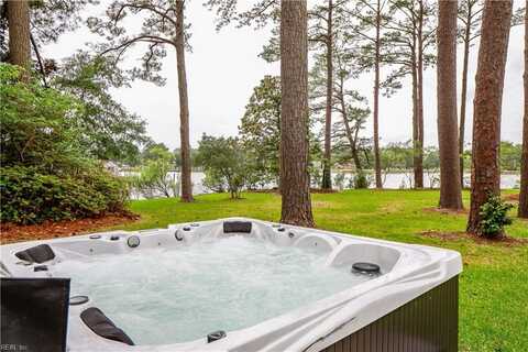 2320 Sterling Point Drive, Portsmouth, VA 23703