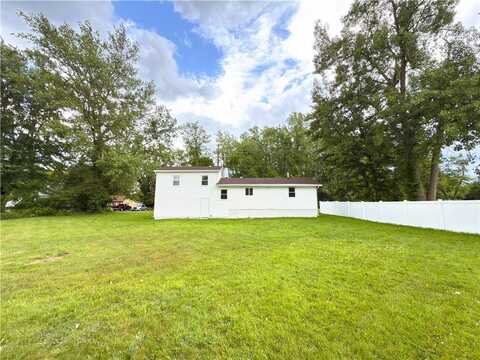 18 Spring Street, Sodus, NY 14551